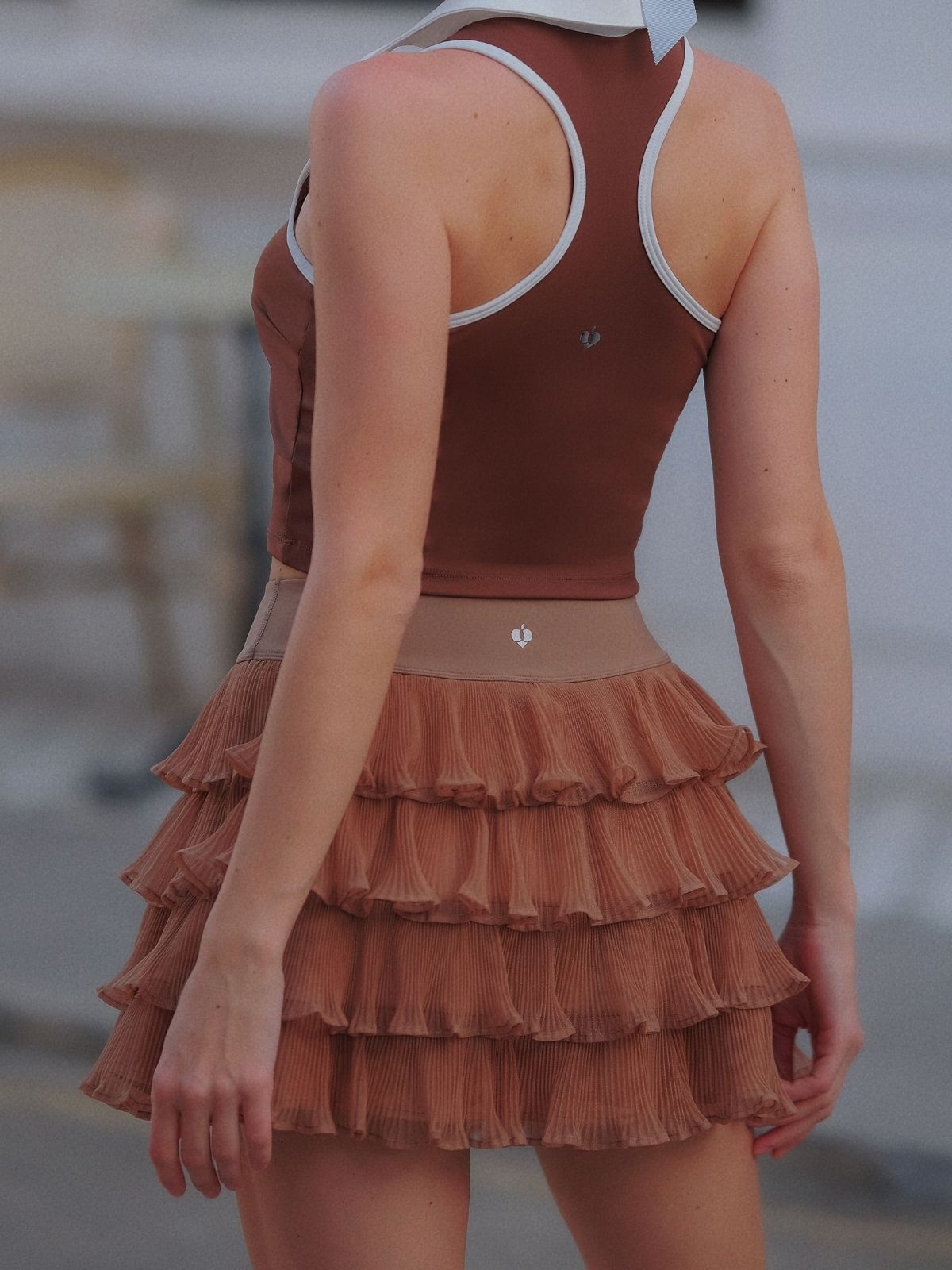 Ursula bruna tenita tenisa jupo