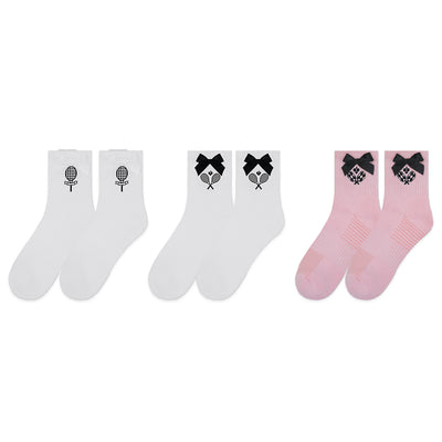 Set of 2 white and 1 pink socks with embroidered logo and bows. 