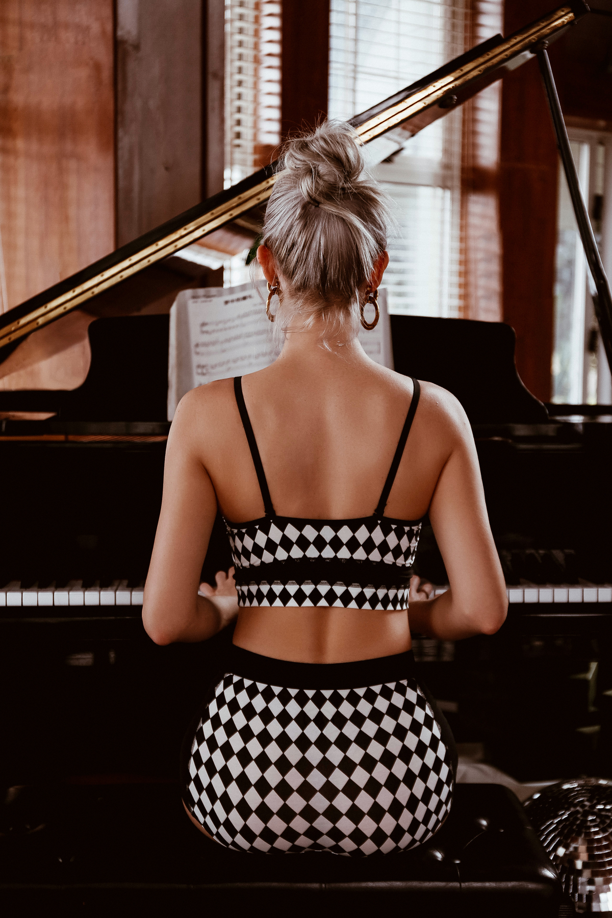 Coco Black and White Diamond-cut Checkers French U Sports bra